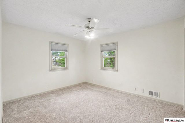 3629 S 75th Street, Omaha, NE 68124