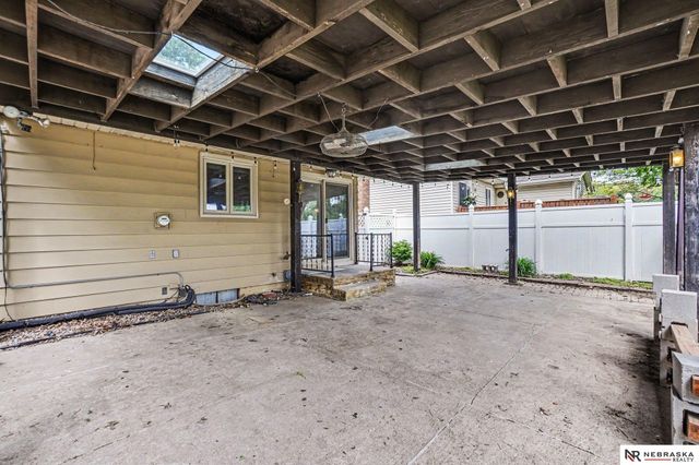 3629 S 75th Street, Omaha, NE 68124