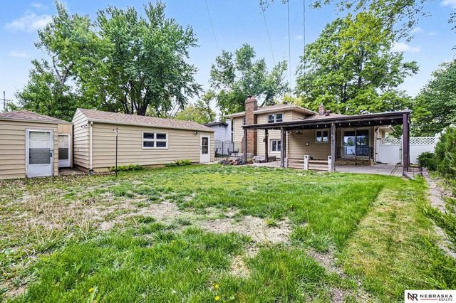 3629 S 75th Street, Omaha, NE 68124