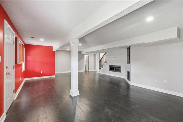 1832 Stonewood Drive, Lee's Summit, MO 64086