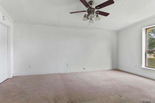 30570 Walker North Rd, Walker, LA 70785