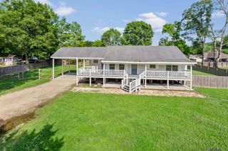 30570 Walker North Rd, Walker, LA 70785