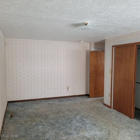 38227 Chestnut Ridge Road, Elyria, OH 44035