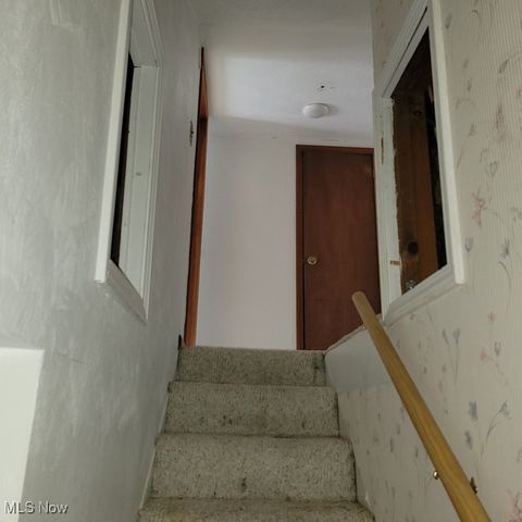 38227 Chestnut Ridge Road, Elyria, OH 44035