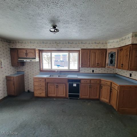 38227 Chestnut Ridge Road, Elyria, OH 44035