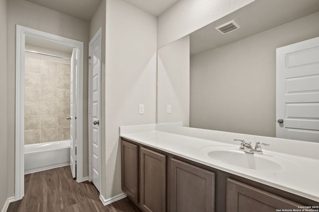 9323 Graze Land, San Antonio, TX 78211