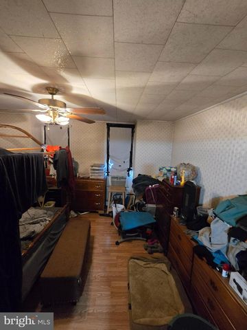441 S 4TH ST, Hamburg, PA 19526
