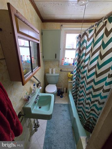 441 S 4TH ST, Hamburg, PA 19526