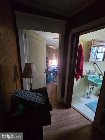 441 S 4TH ST, Hamburg, PA 19526