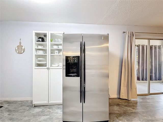 5396 4TH STREET N 105, St Petersburg, FL 33703