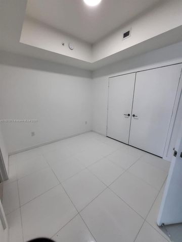 851 NE 1st Ave 2008, Miami, FL 33132