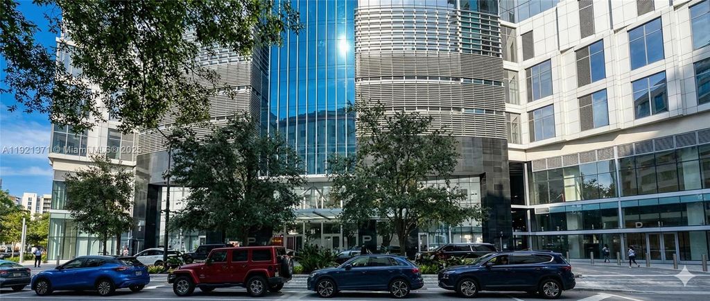 851 NE 1st Ave 2008, Miami, FL 33132