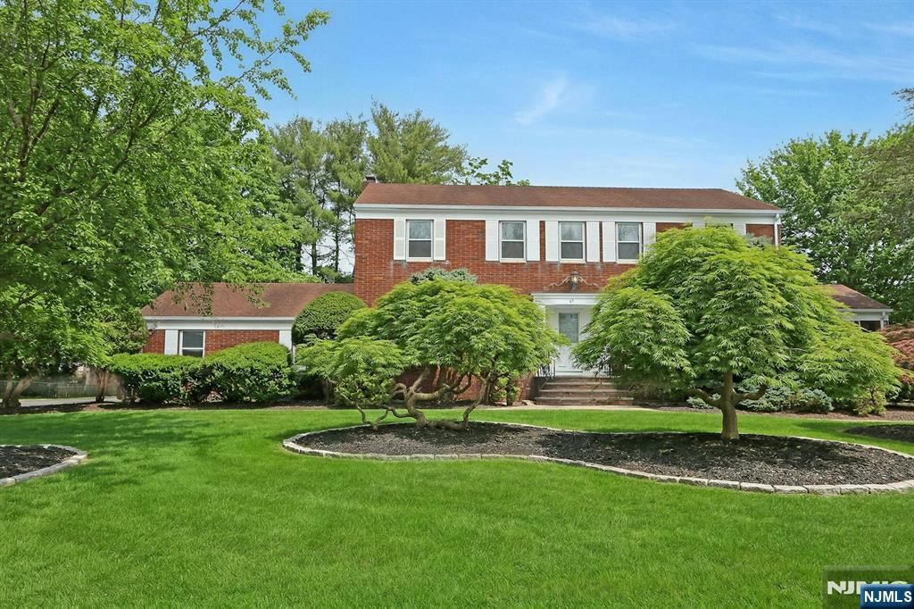 63 Van Orden Road, Harrington Park, NJ 07640