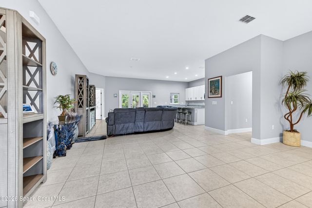 1285 Grandeur Street SE, Palm Bay, FL 32909