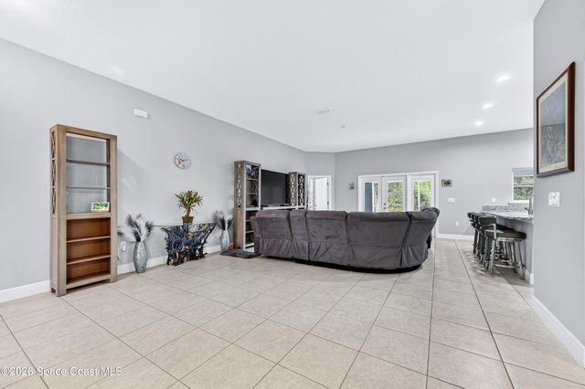 1285 Grandeur Street SE, Palm Bay, FL 32909