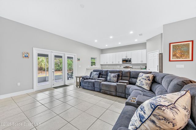 1285 Grandeur Street SE, Palm Bay, FL 32909