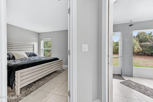 1285 Grandeur Street SE, Palm Bay, FL 32909