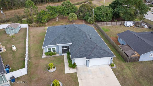 1285 Grandeur Street SE, Palm Bay, FL 32909