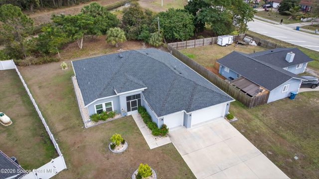 1285 Grandeur Street SE, Palm Bay, FL 32909