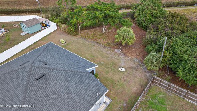 1285 Grandeur Street SE, Palm Bay, FL 32909