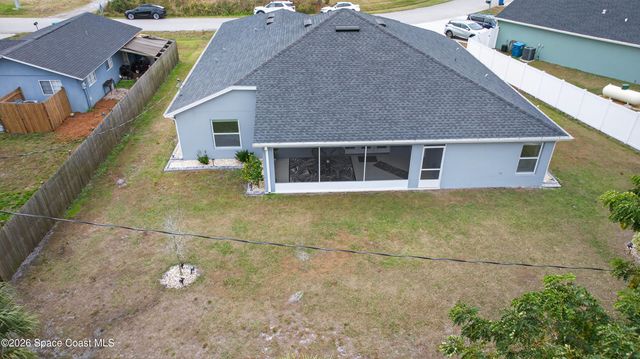 1285 Grandeur Street SE, Palm Bay, FL 32909