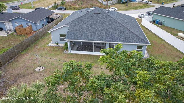 1285 Grandeur Street SE, Palm Bay, FL 32909