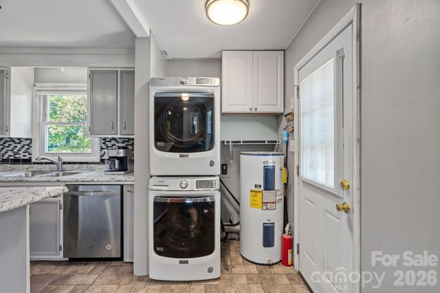 14700 August Lane, Charlotte, NC 28227