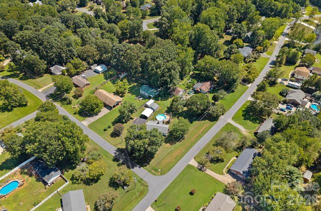14700 August Lane, Charlotte, NC 28227