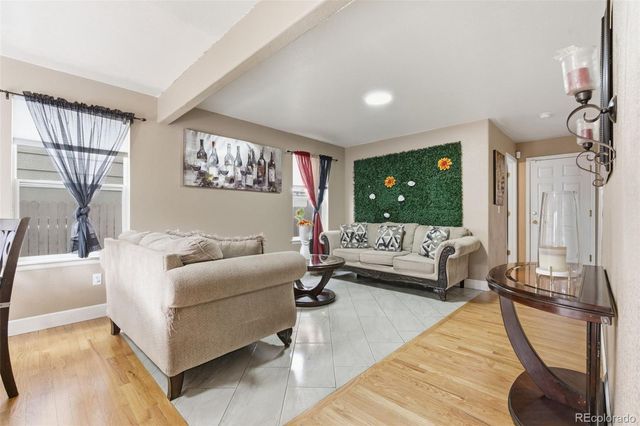 4307 Durham Court, Denver, CO 80239