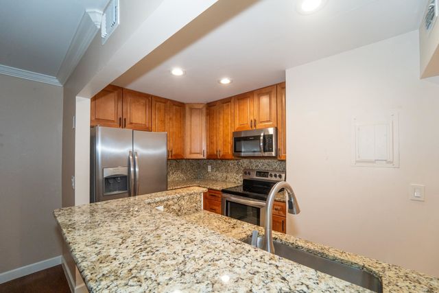 6 Alcira Ct, St Augustine, FL 32086