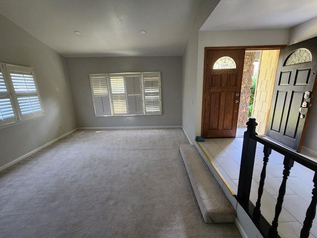 100 Yellowood Place, Pittsburg, CA 94565