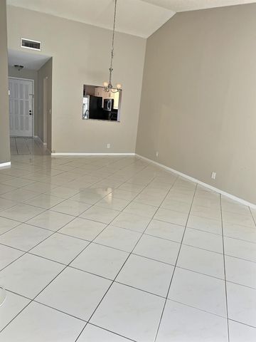 3348 Lucerne Park Drive 3348, Greenacres, FL 33467