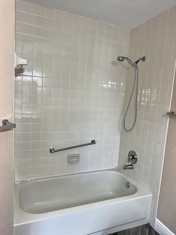 3348 Lucerne Park Drive 3348, Greenacres, FL 33467