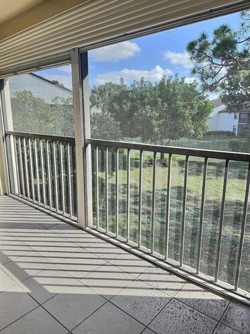 3348 Lucerne Park Drive 3348, Greenacres, FL 33467