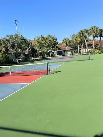 3348 Lucerne Park Drive 3348, Greenacres, FL 33467