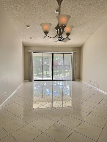 3348 Lucerne Park Drive 3348, Greenacres, FL 33467