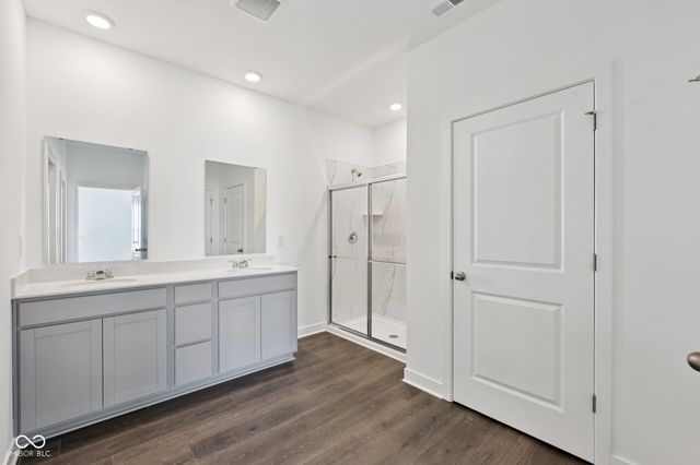 8094 Wesleyan Drive, Avon, IN 46123