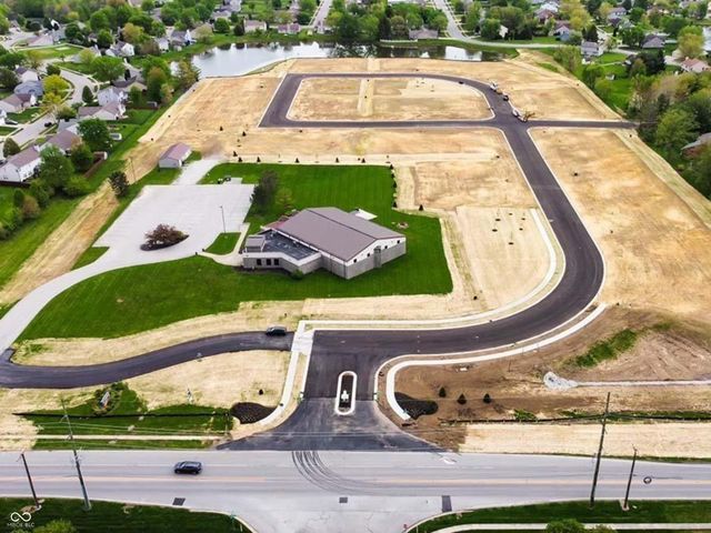 8094 Wesleyan Drive, Avon, IN 46123