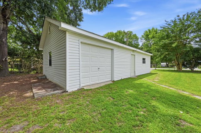 5610 Rosewood Dr., Myrtle Beach, SC 29588