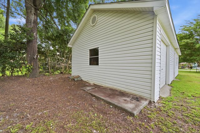 5610 Rosewood Dr., Myrtle Beach, SC 29588