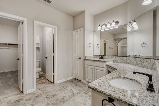 103 Garden Grove Lane, Red Oak, TX 75154