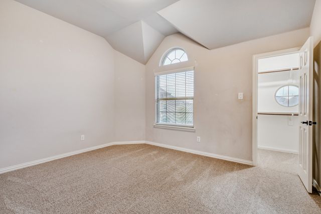 103 Garden Grove Lane, Red Oak, TX 75154