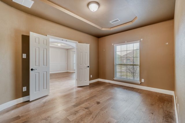 103 Garden Grove Lane, Red Oak, TX 75154