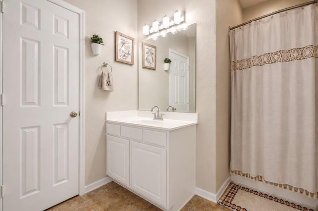 19054 Taverns Crossing Lane, Houston, TX 77084