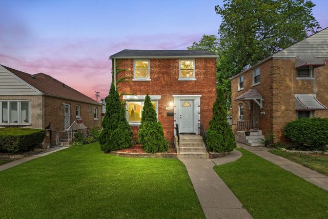2020 S 23rd Avenue, Broadview, IL 60155