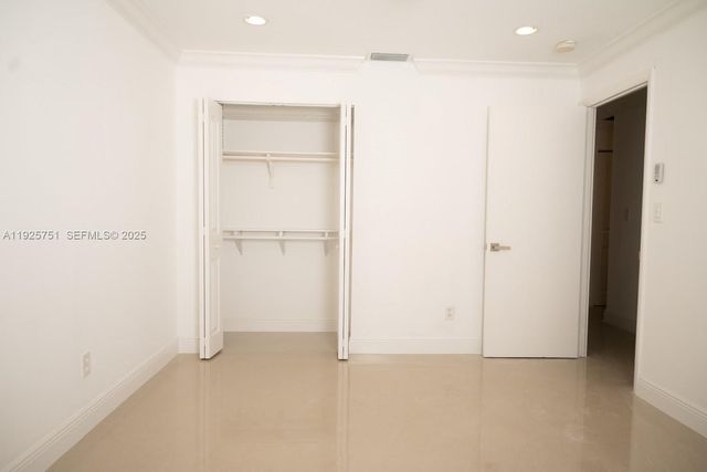 13761 SW 84th St F, Miami, FL 33183