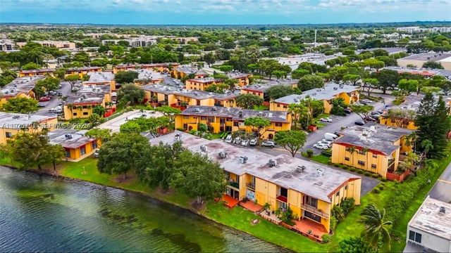 13761 SW 84th St F, Miami, FL 33183