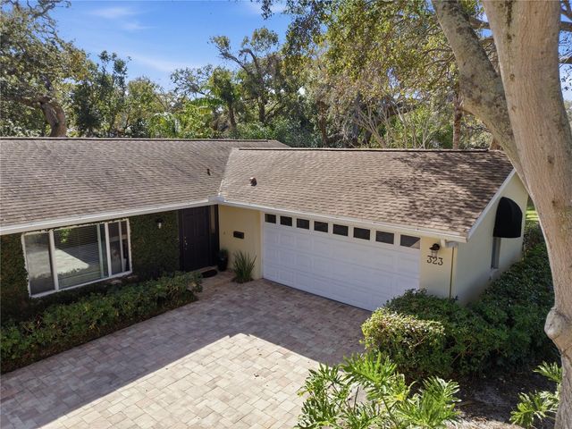 323 ROEBLING ROAD N, Belleair, FL 33756