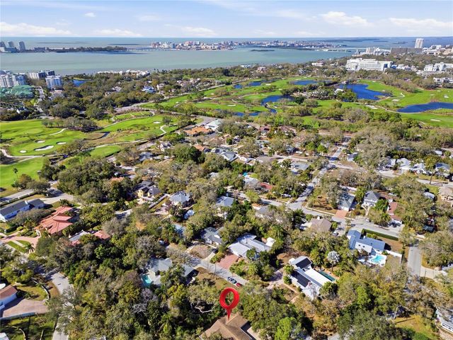 323 ROEBLING ROAD N, Belleair, FL 33756