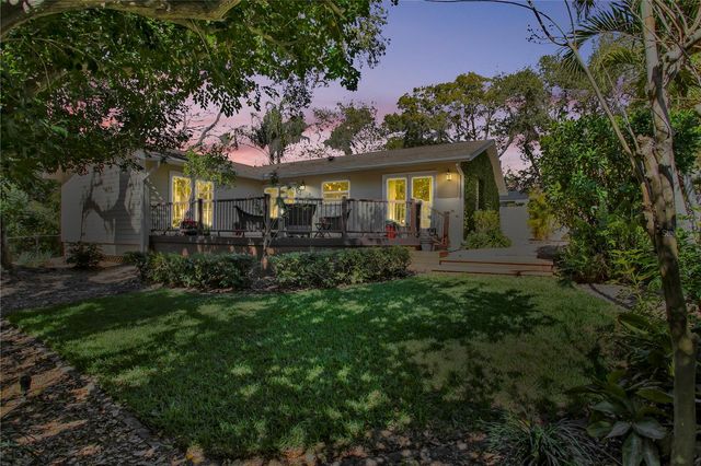 323 ROEBLING ROAD N, Belleair, FL 33756